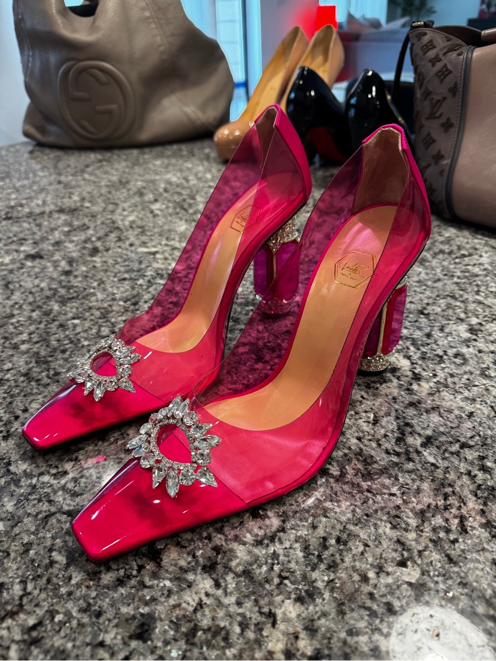 Nalebe Fuchsia Crystal-Embellished Pumps Size 42